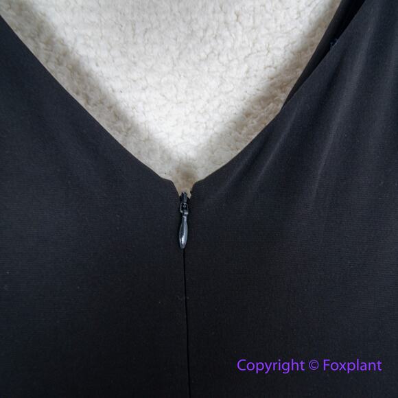 New! White House Black Market Shirred Shoulder Matte Jersey Jumpsuit, size XS‎ - Picture 12 of 14